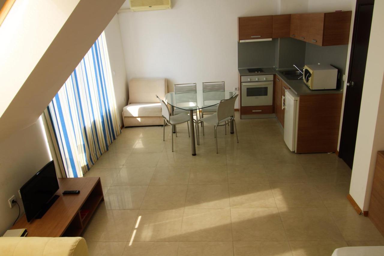 Menada Belle View Apartments Sveti Vlas Exterior photo
