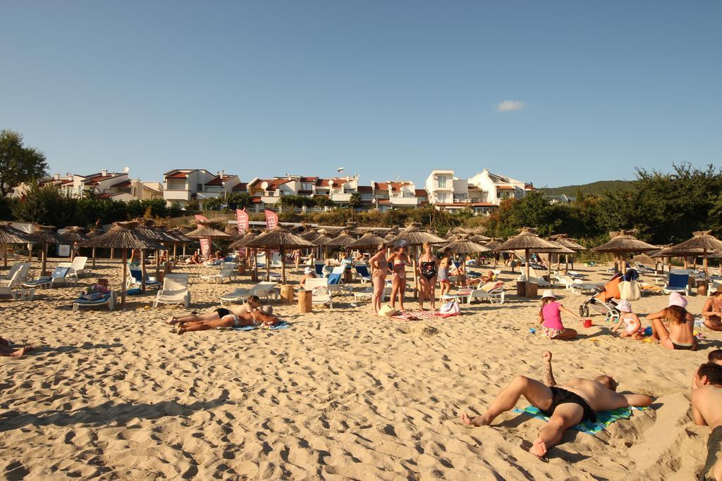 Menada Belle View Apartments Sveti Vlas Exterior photo