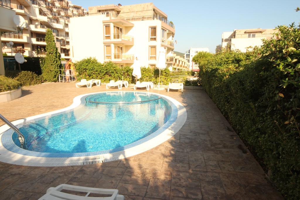 Menada Belle View Apartments Sveti Vlas Exterior photo