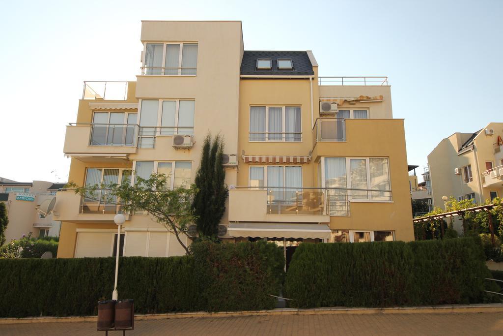Menada Belle View Apartments Sveti Vlas Exterior photo